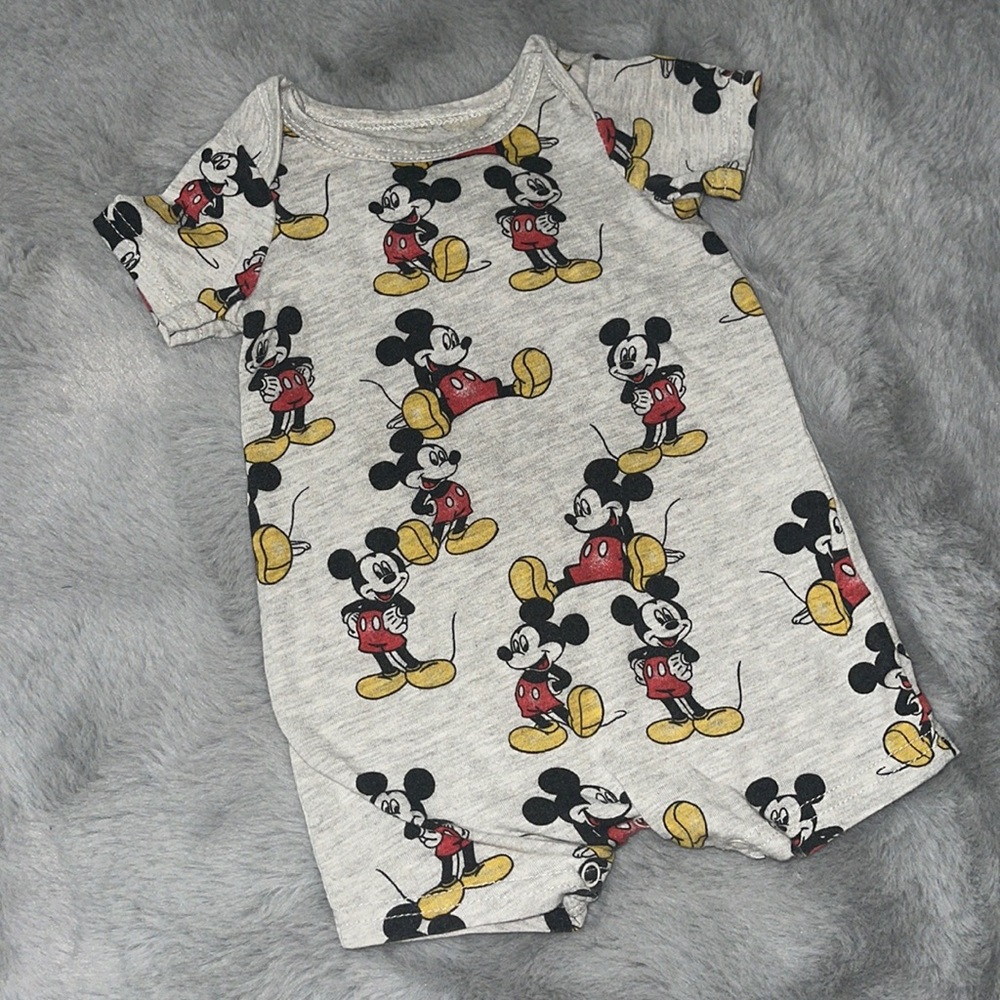 🌈 Disney Mickey Mouse Romper Sz 0/3M Shorts Summer Suit